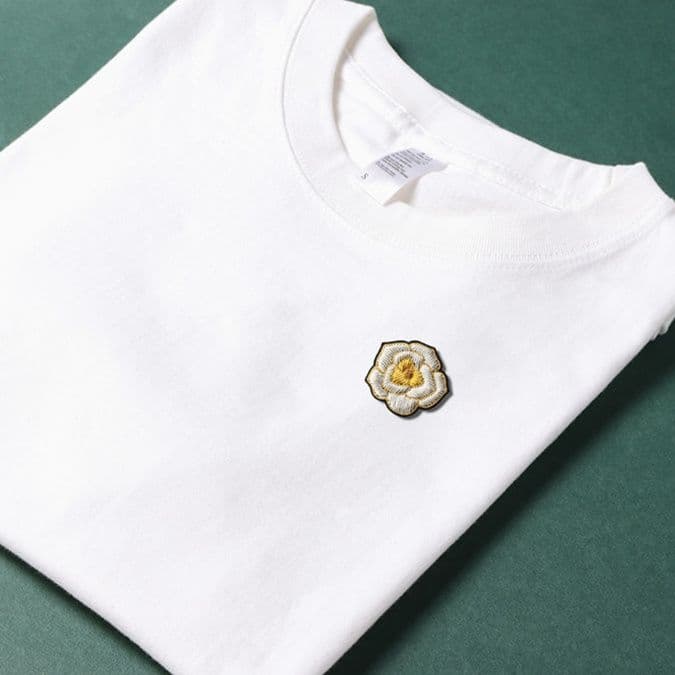 コサージュ 入学式 華やか手刺繍花ブローチ 上品な輝き