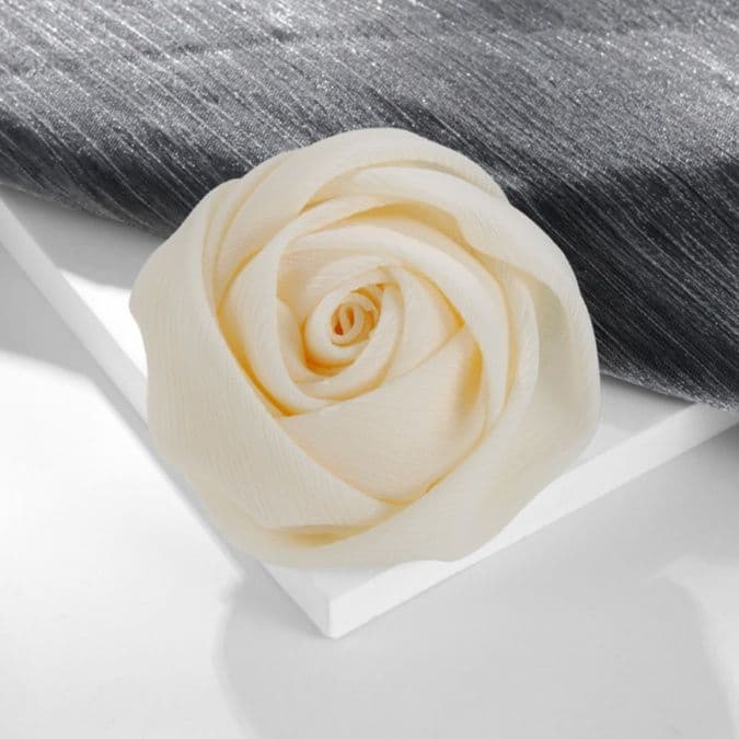 コサージュ 入学式 優美な薔薇のコサージュ