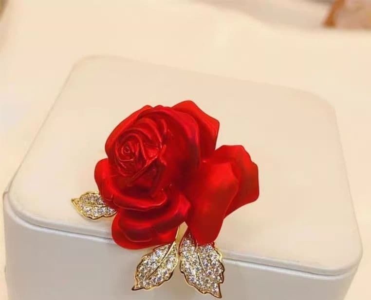 コサージュ 結婚式 華やか薔薇のきらめき胸元コサージュ