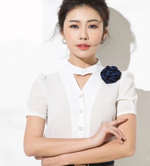 コサージュ 結婚式 優美な花びらのフォーマルコサージュ
