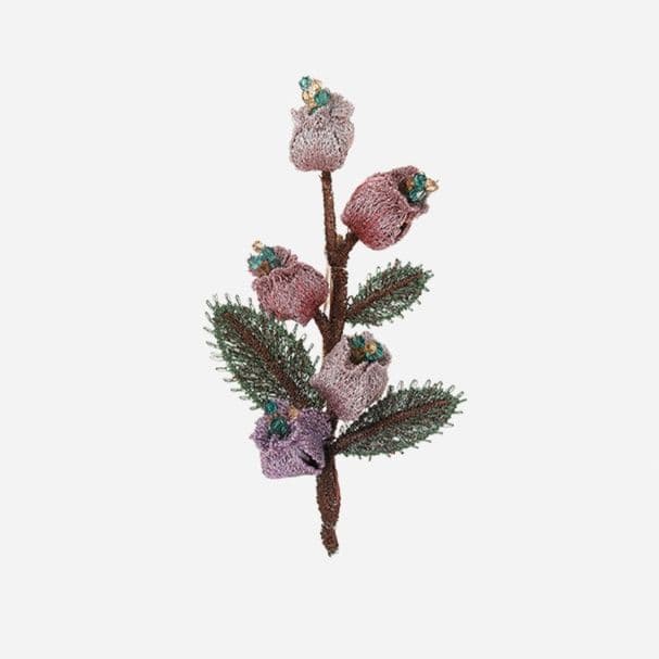 コサージュ 入園式 花蕾の輝き 優美な刺繍コサージュ