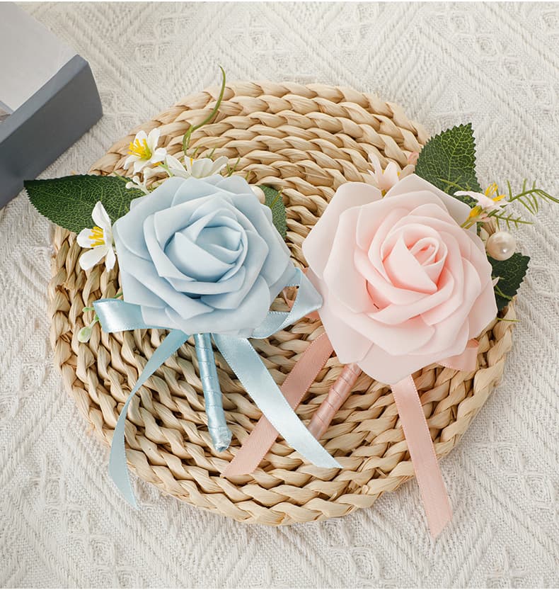 コサージュ 入学式 薔薇と小花の上品な胸元飾り