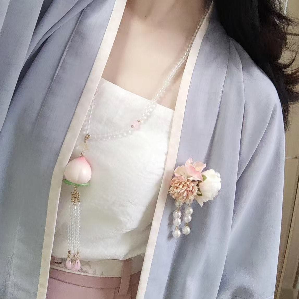 コサージュ 入園式 優美な真珠飾り花びらコサージュ