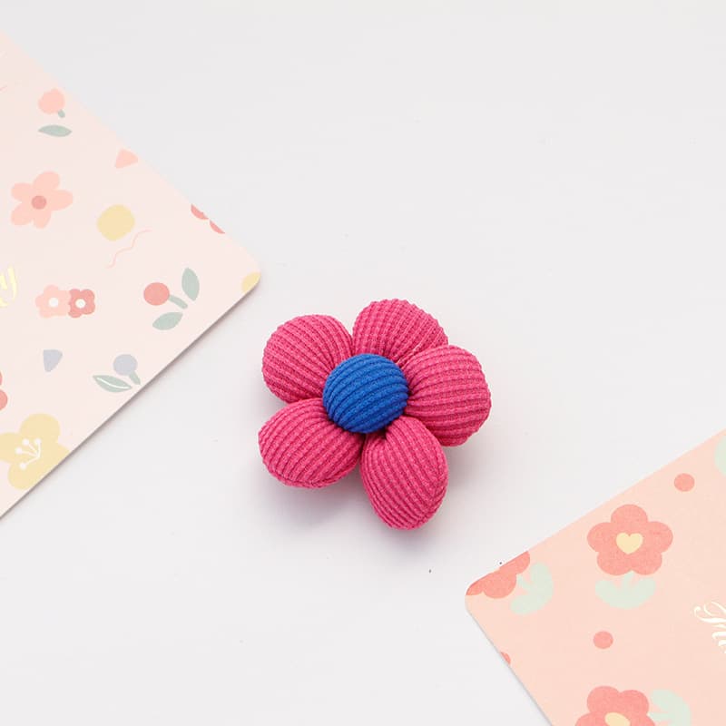 コサージュ 花笑む春の小さな宝物