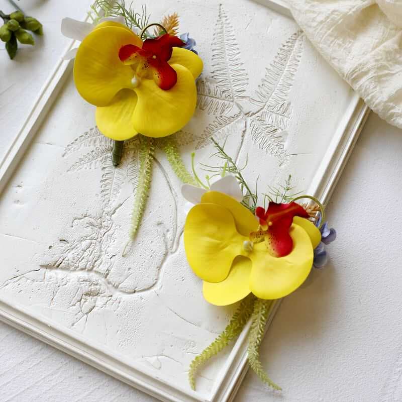 コサージュ 胡蝶蘭の輝き 純粋な誓いの花