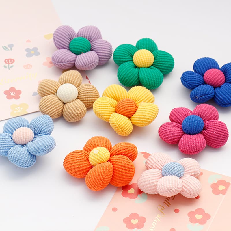 コサージュ 花笑む春の小さな宝物